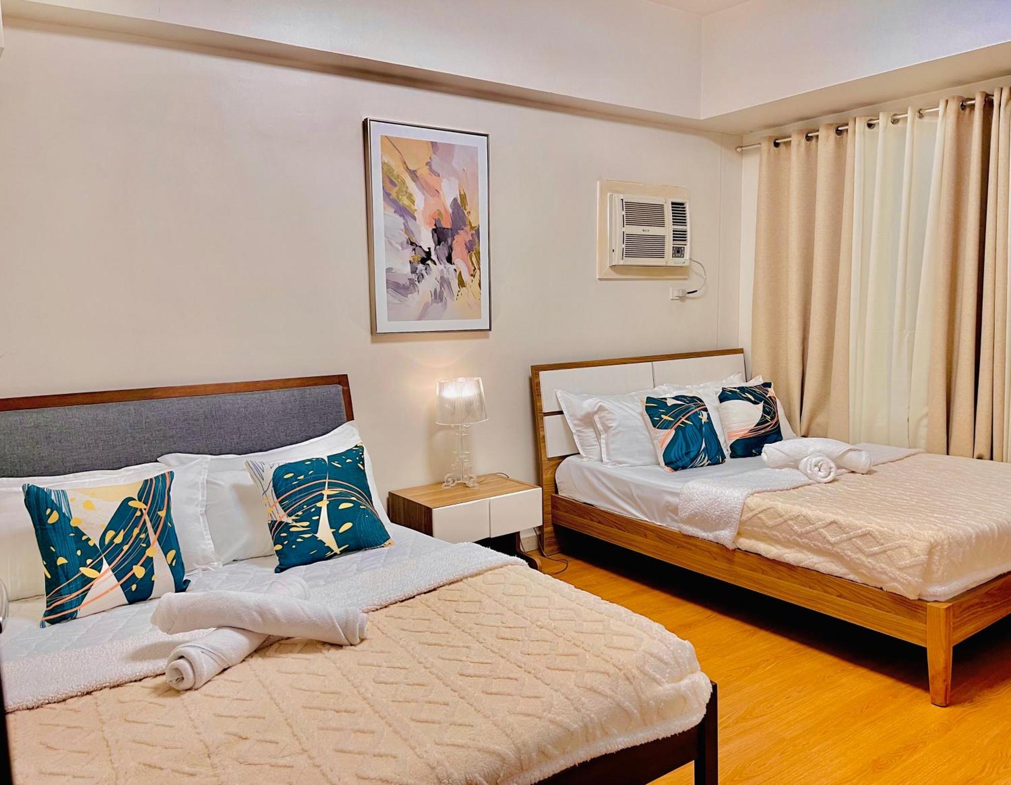 8 Adriatico Staycation Manila Exterior foto